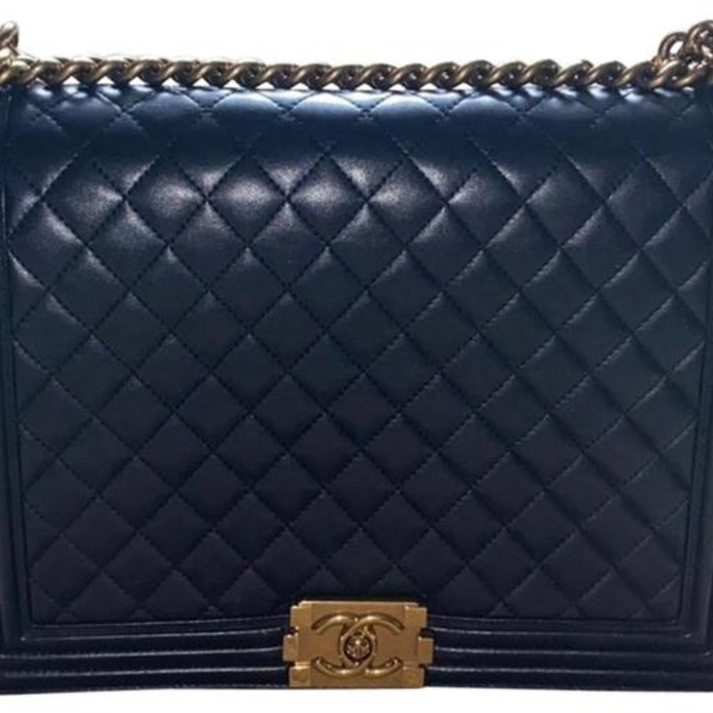 100% Authentic Chanel Boy Large Quilted Black